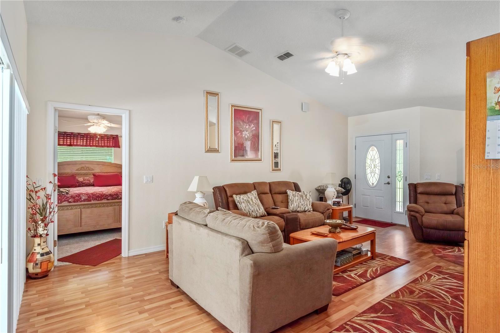 CRYSTAL MANOR - Residential