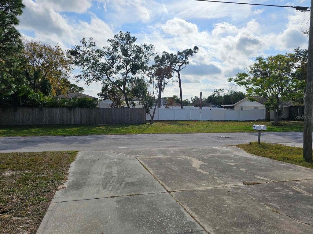 Photo of 8627 Longboat Lane, Hudson, FL 34667 (MLS # TB8328507)