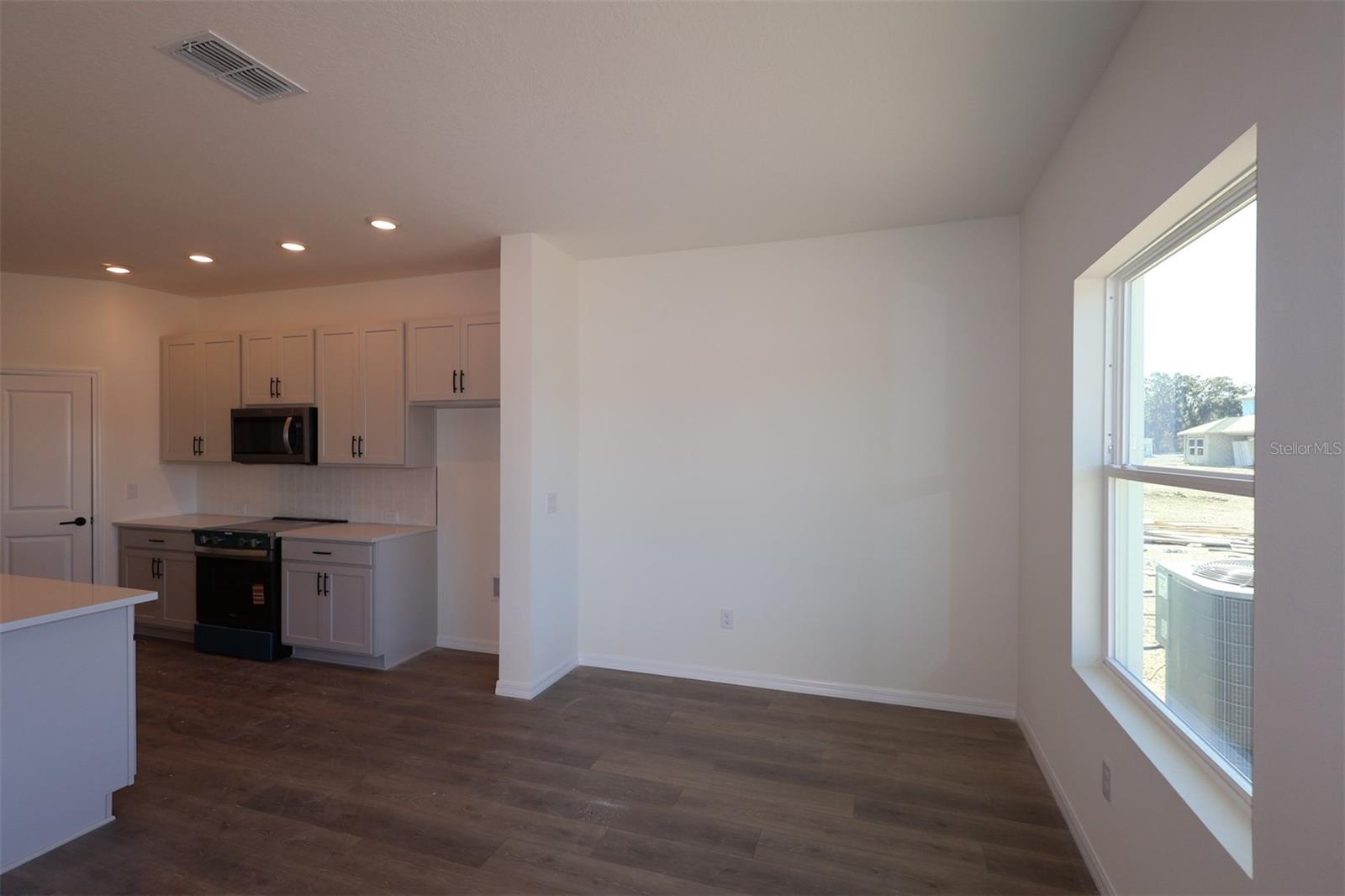 EASTLYN - Residential