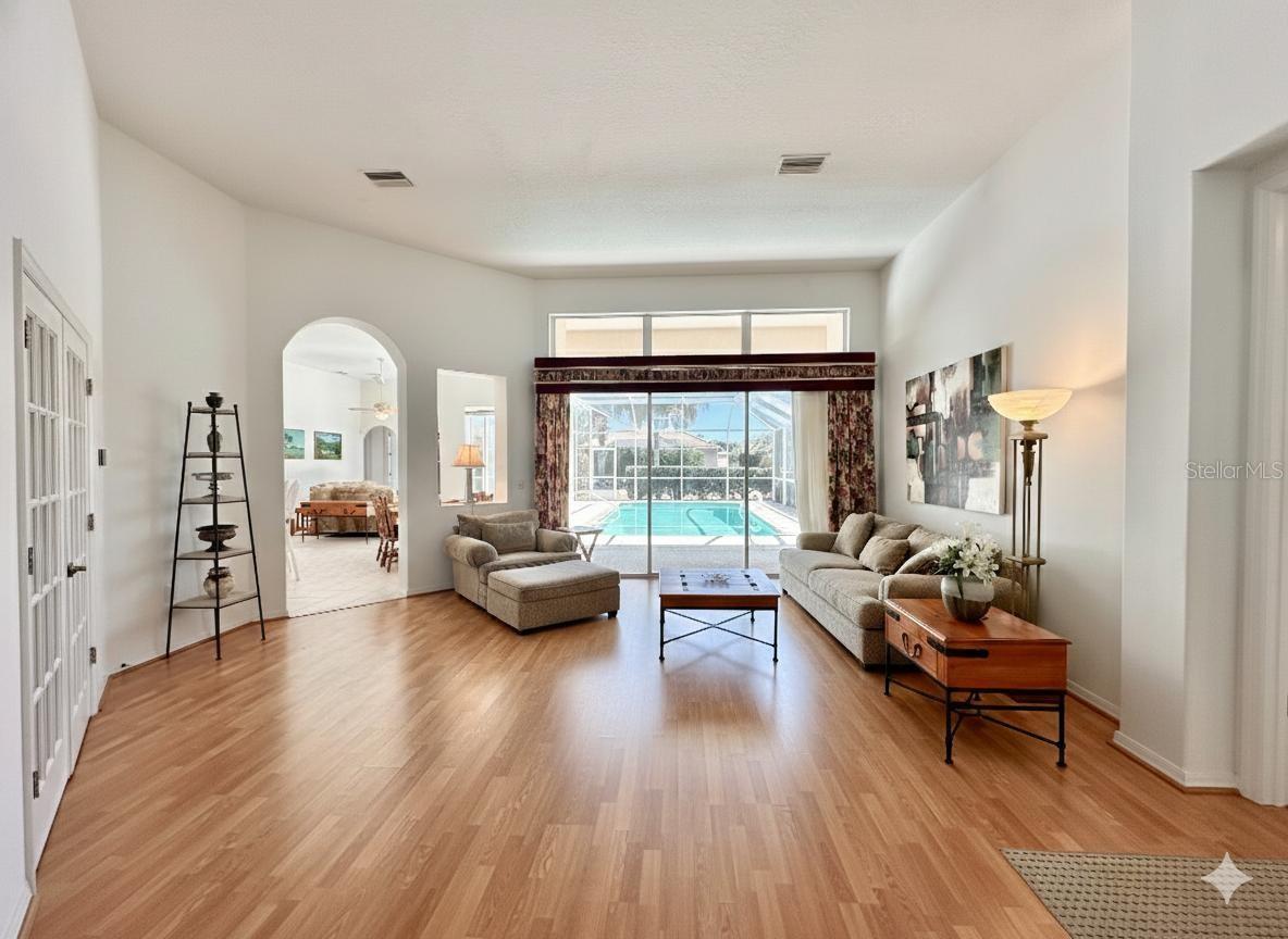 HILLSIDE SOUTH - Residential