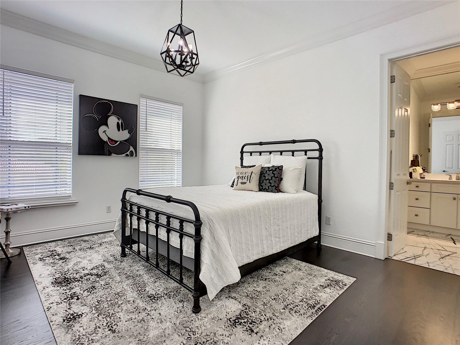 KEENES POINTE - Residential