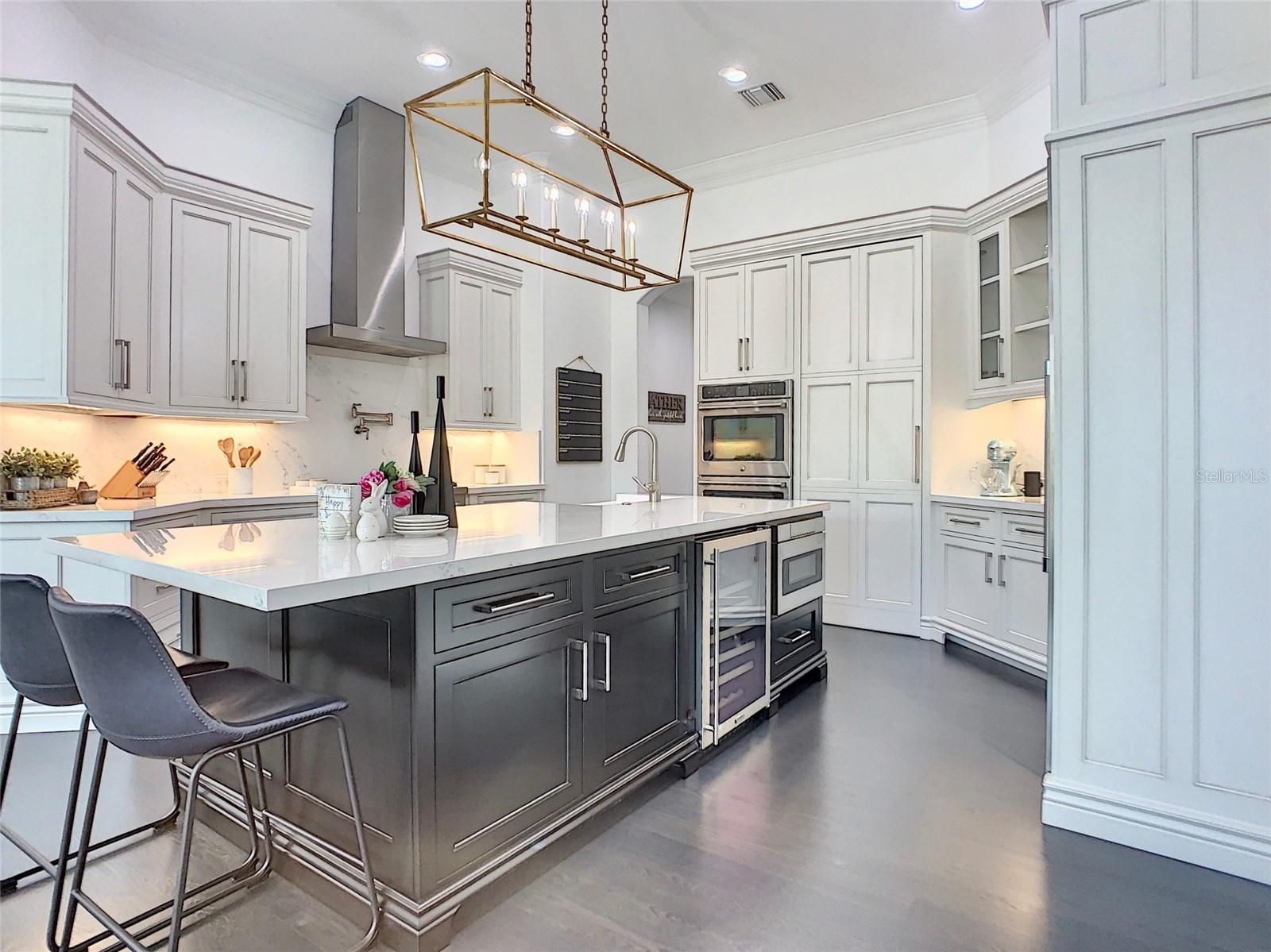 KEENES POINTE - Residential