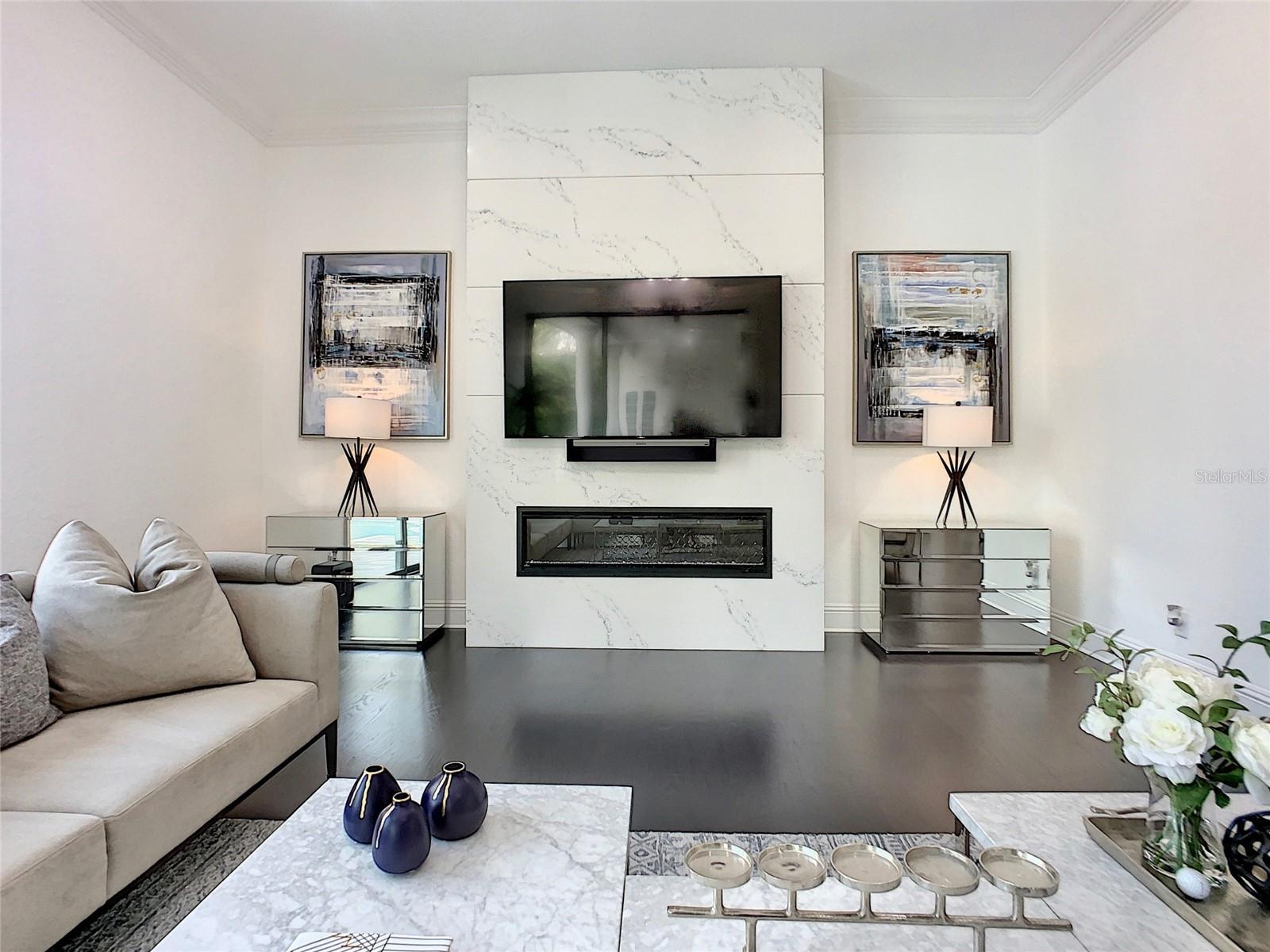 KEENES POINTE - Residential