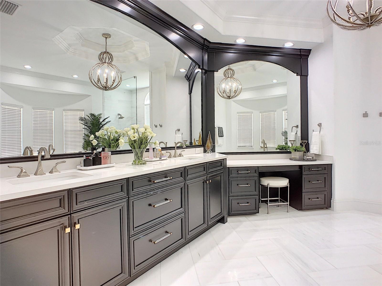 KEENES POINTE - Residential