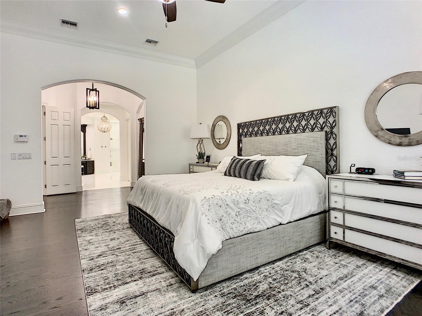 KEENES POINTE - Residential