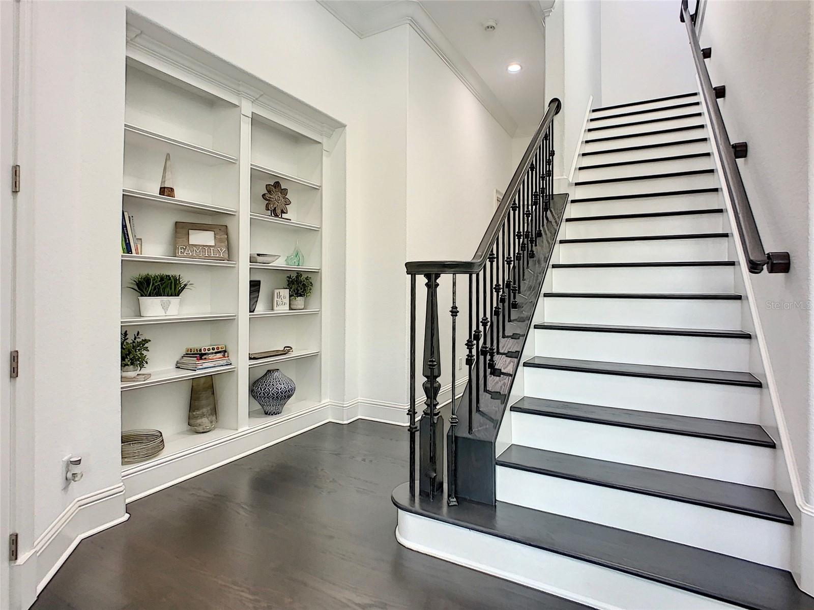 KEENES POINTE - Residential