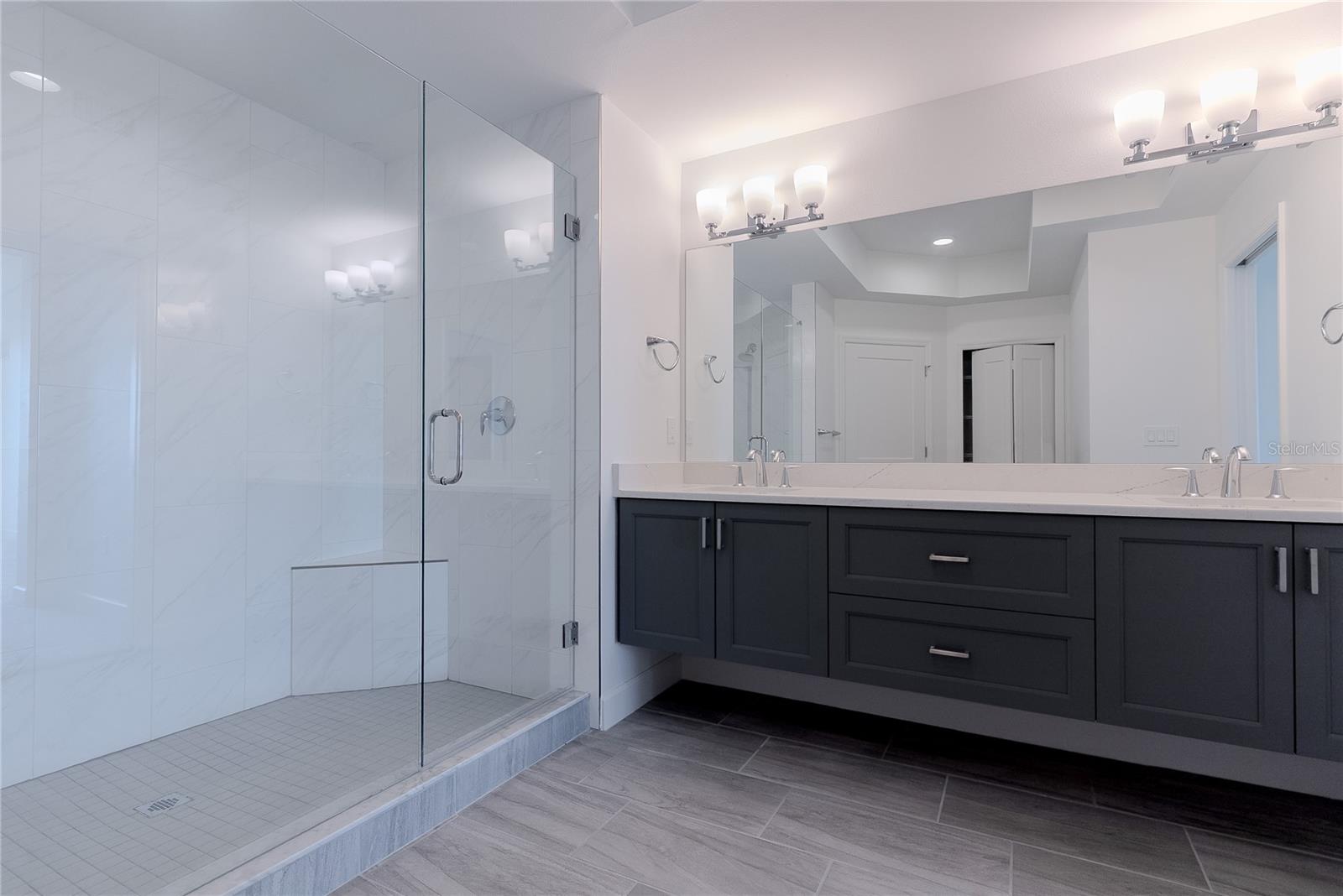 DOLPHIN HARBOUR CONDO - Residential