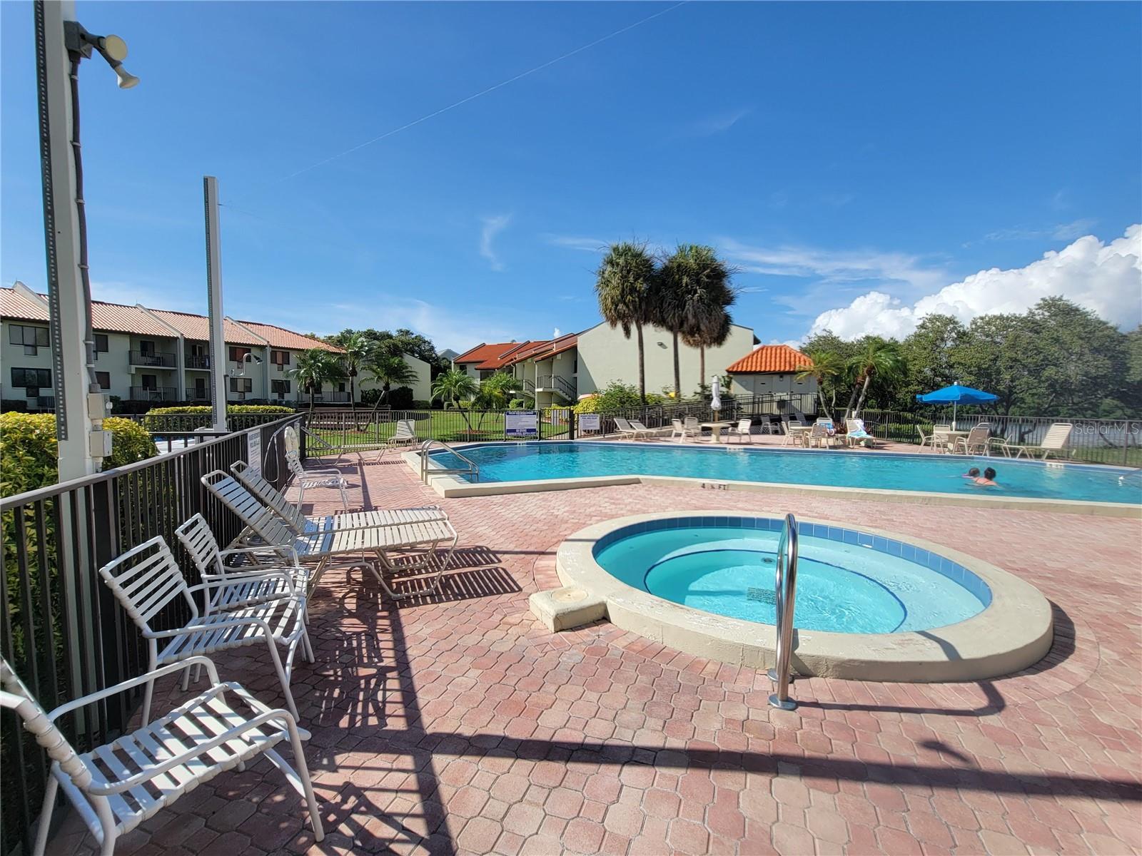 WANDER RESIDENCES OF TIERRA VERDE - Residential Lease