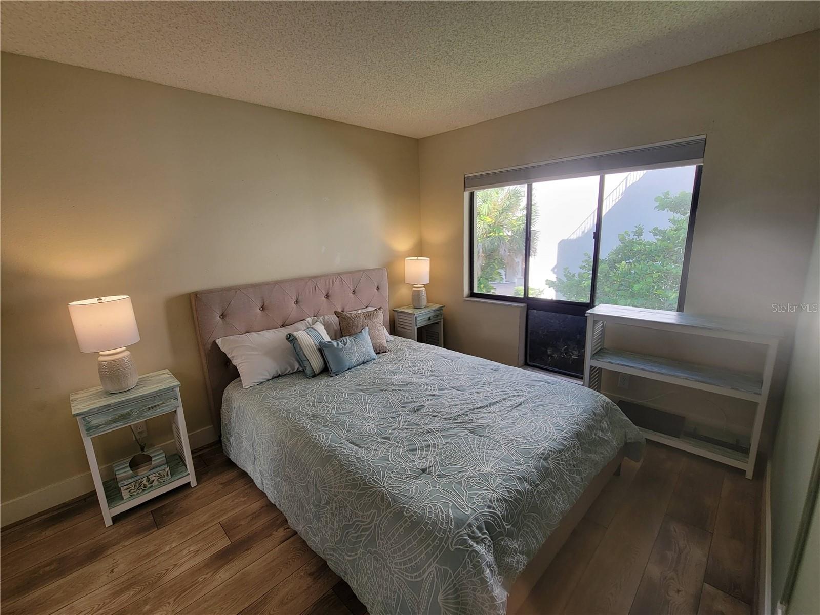 WANDER RESIDENCES OF TIERRA VERDE - Residential Lease