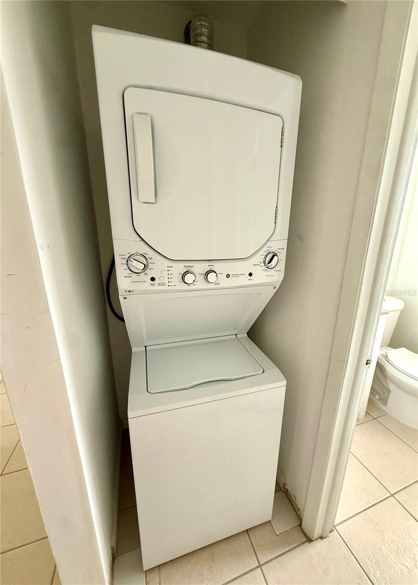 ROSEWOOD GARDENS A CONDONMINIU - Residential