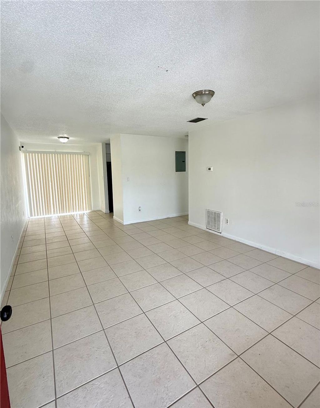 Photo of 2800 E 113th Avenue #B4, Tampa, FL 33612 (MLS # O6398353)