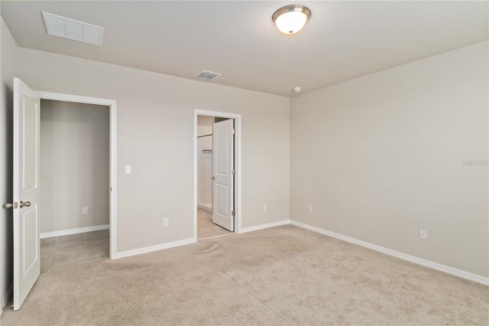 LANTANA GROVE - Residential