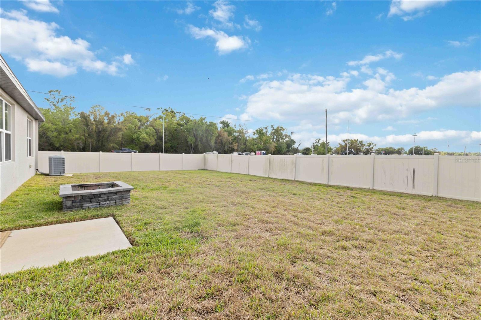 LANTANA GROVE - Residential