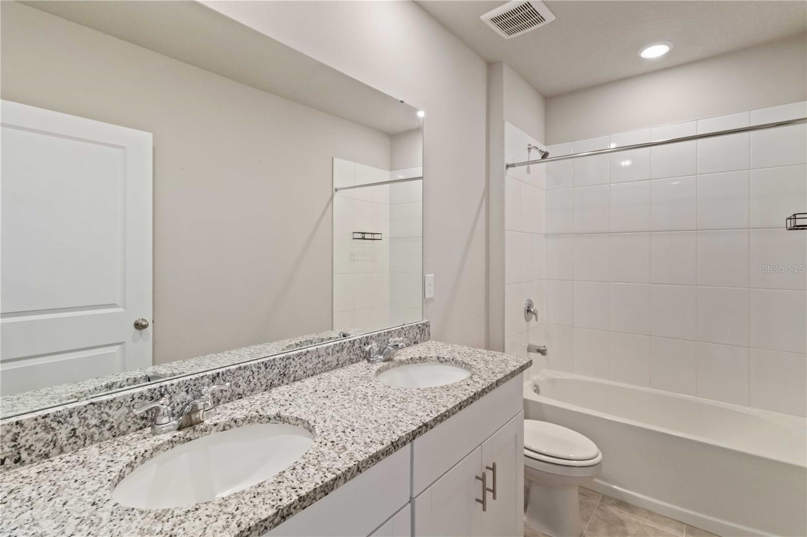 LANTANA GROVE - Residential