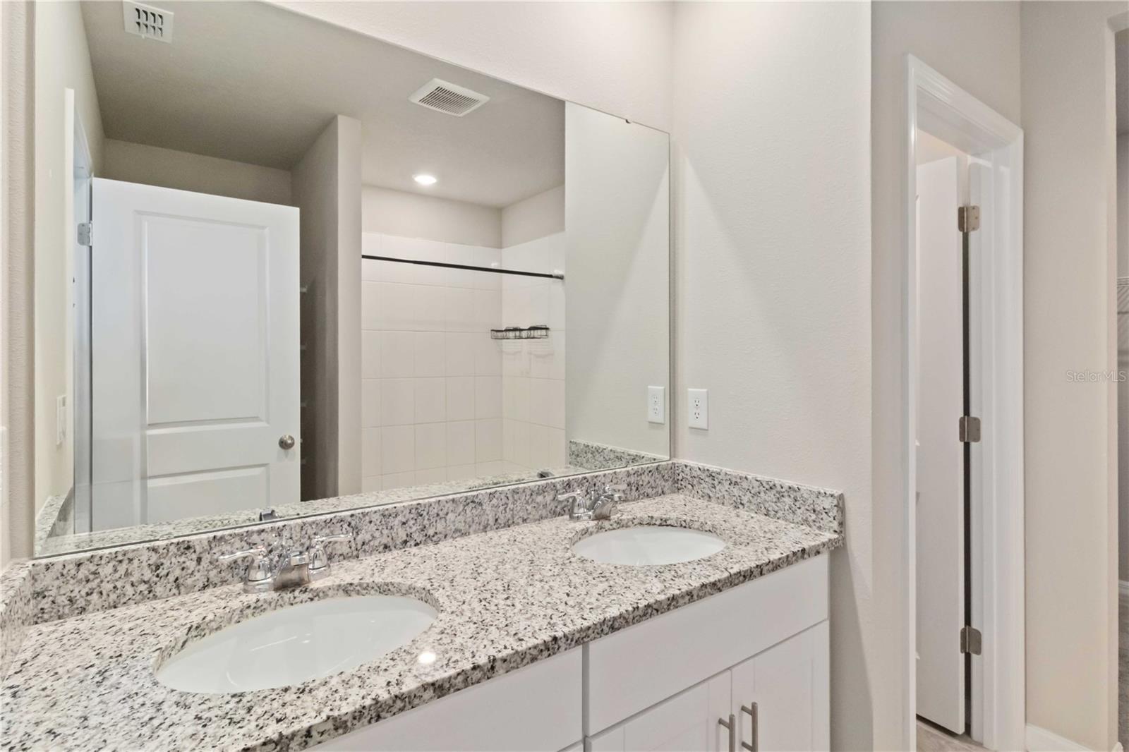 LANTANA GROVE - Residential