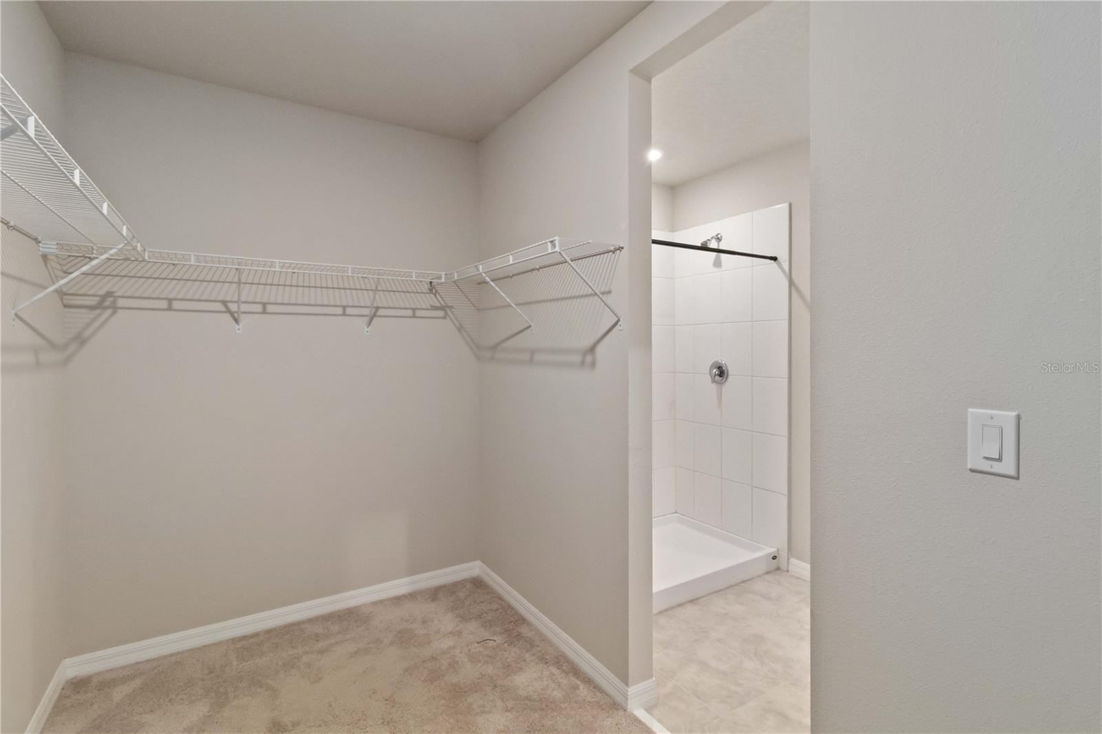 LANTANA GROVE - Residential