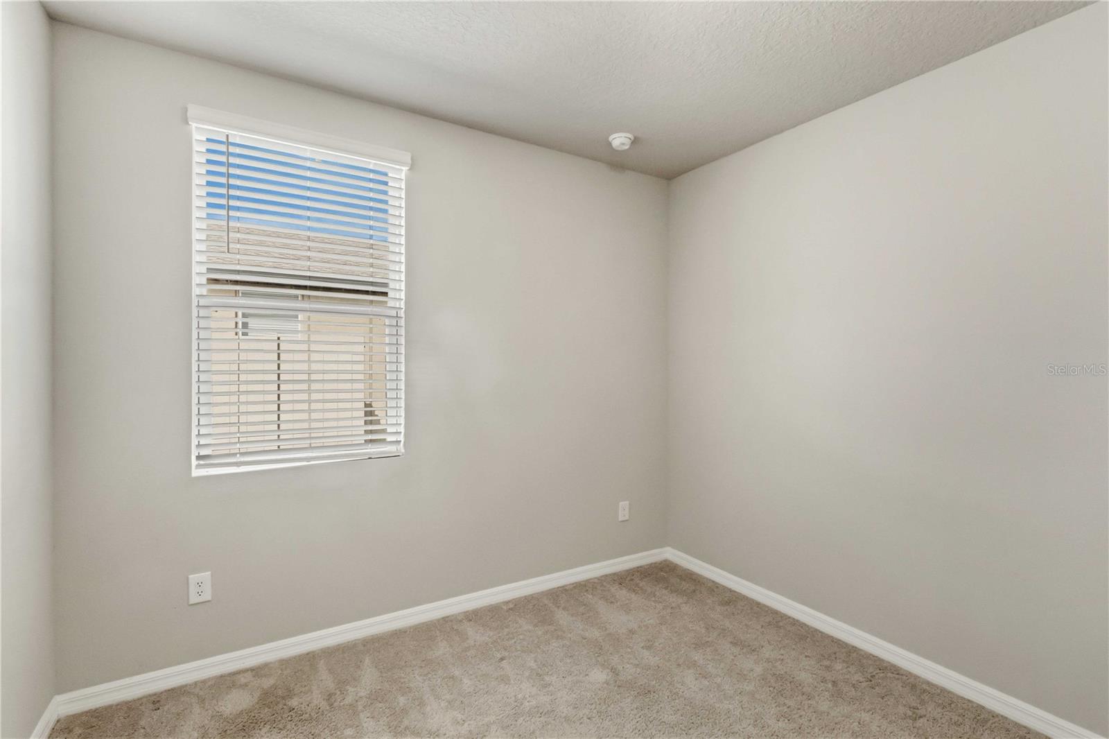 LANTANA GROVE - Residential