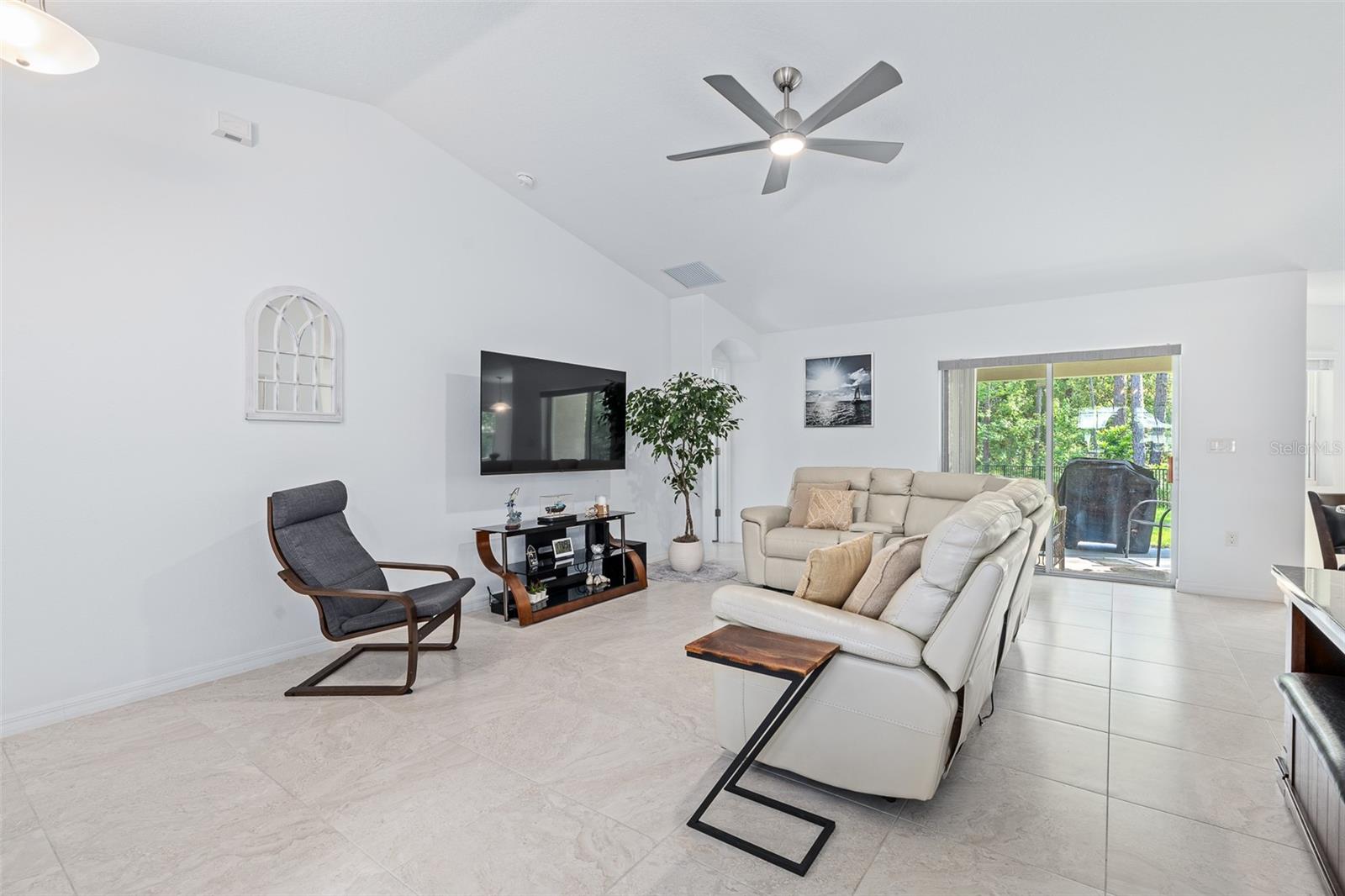 DEERWOOD REP BLK 20 PINE LAKES GOLF COURSE - Residential