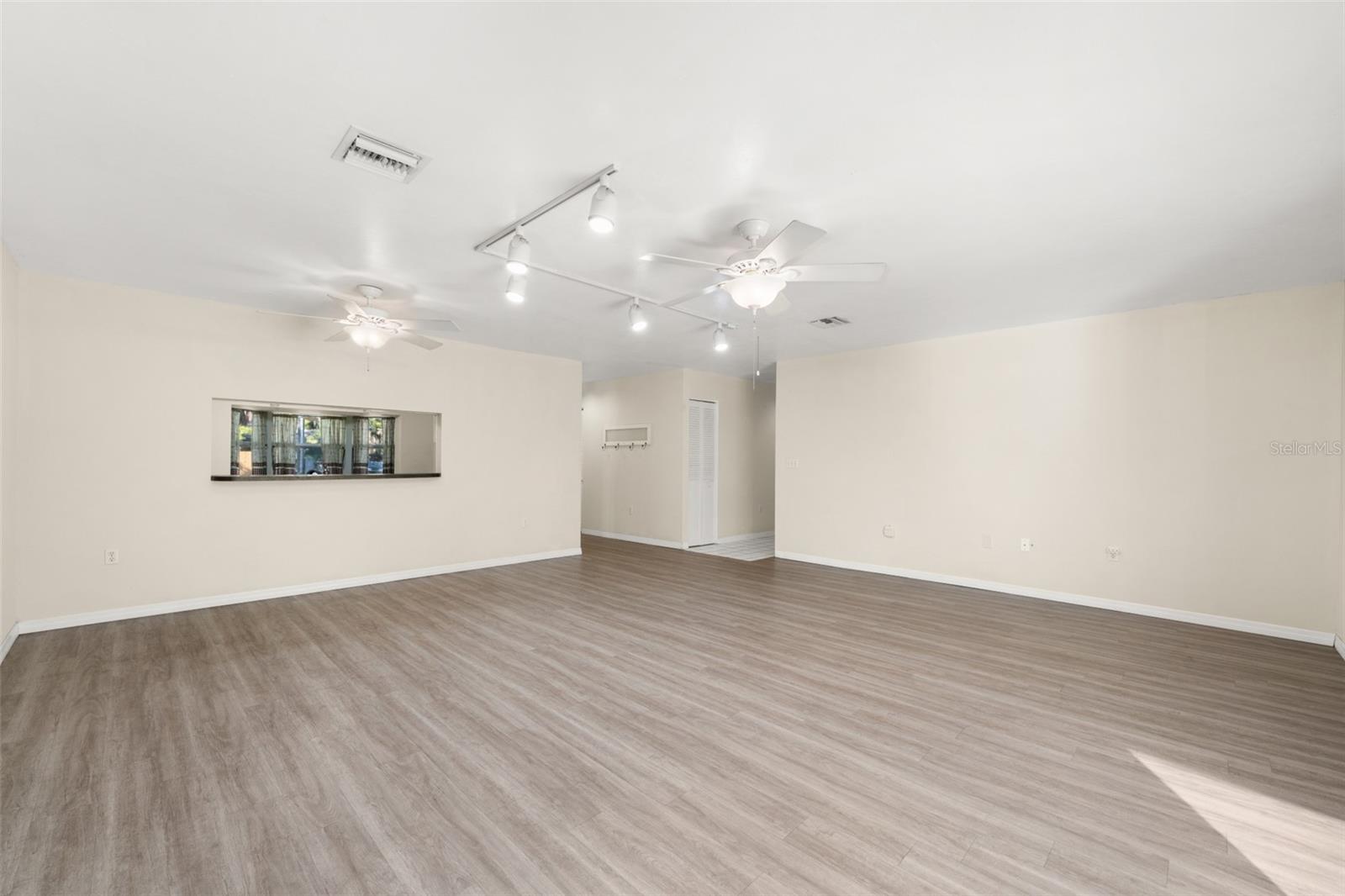 ORANGE BLOSSOM ESTATE - Residential