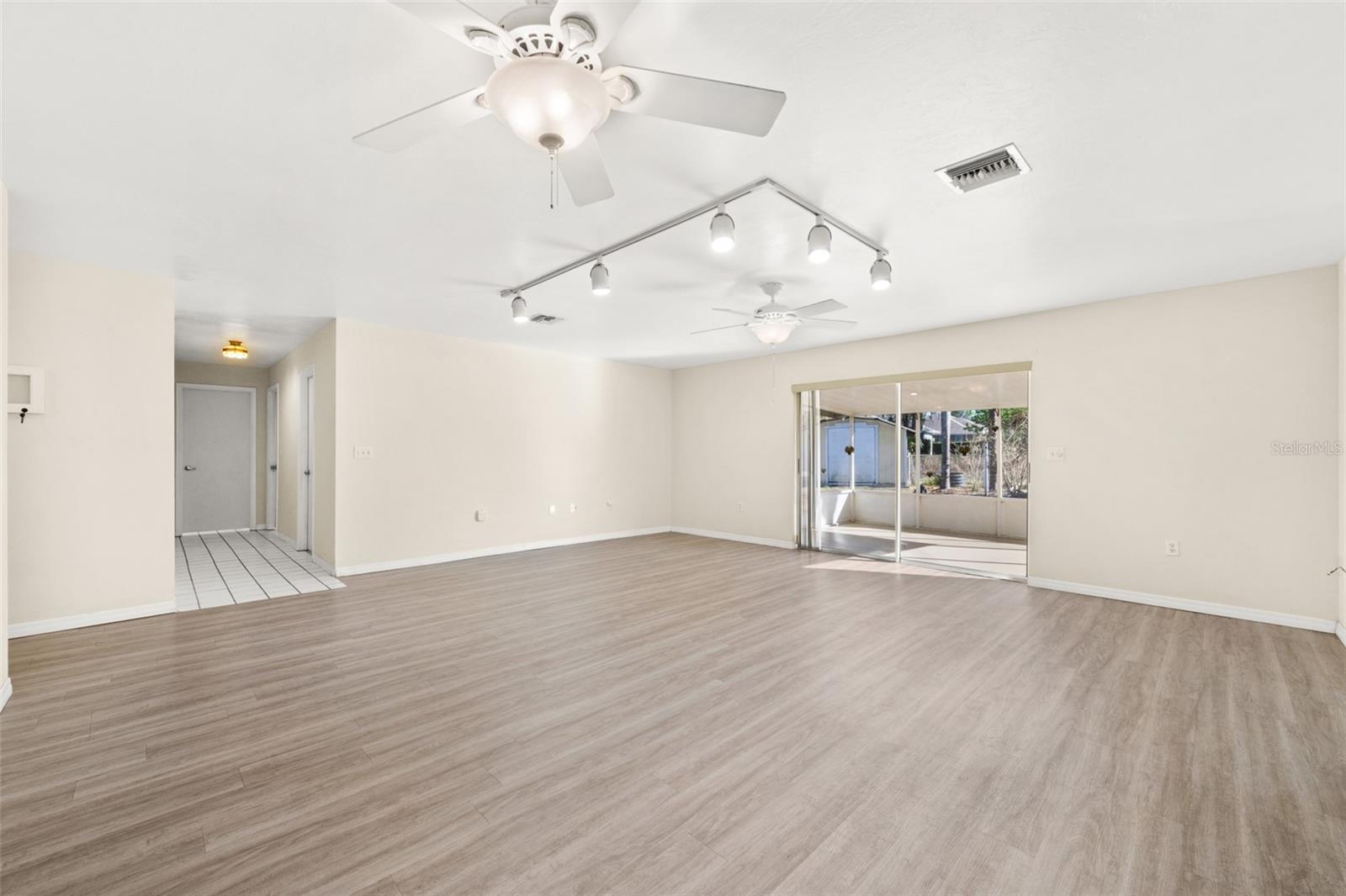 ORANGE BLOSSOM ESTATE - Residential