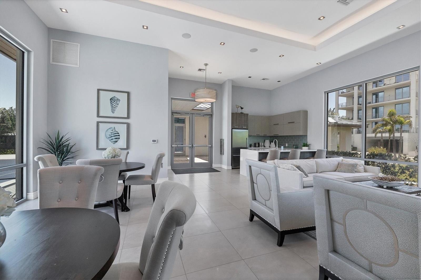 INFINITY ON LONGBOAT KEY - Residential