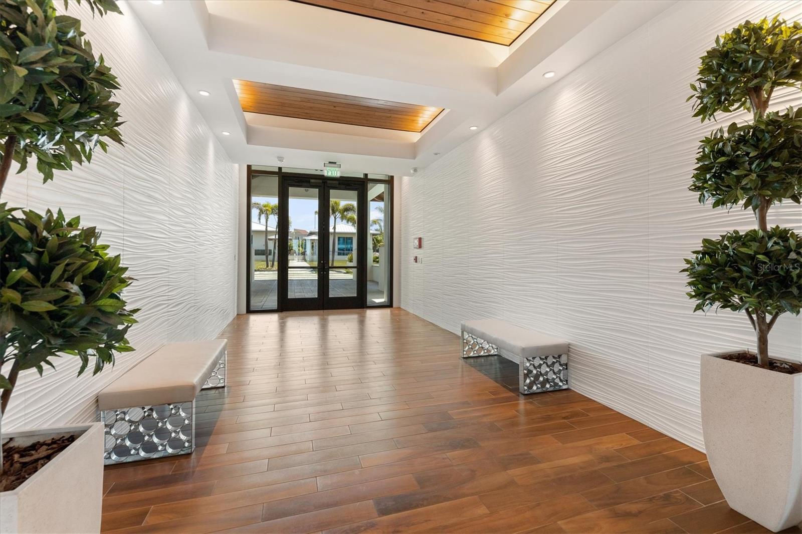 INFINITY ON LONGBOAT KEY - Residential