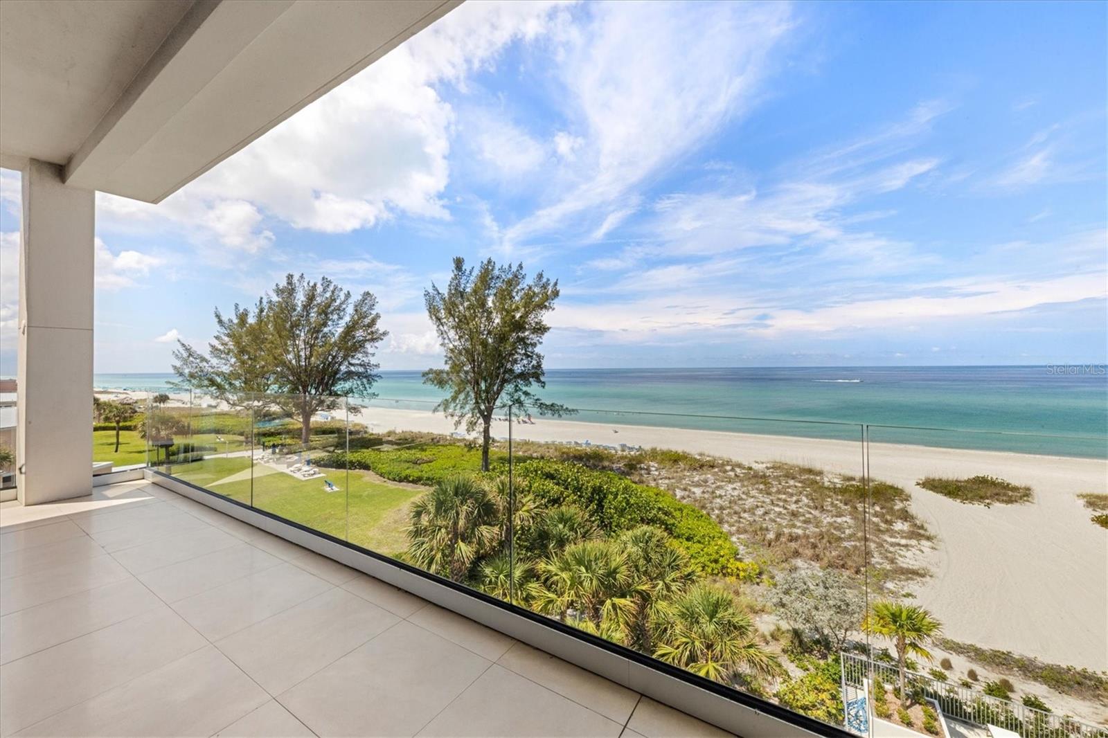 INFINITY ON LONGBOAT KEY - Residential