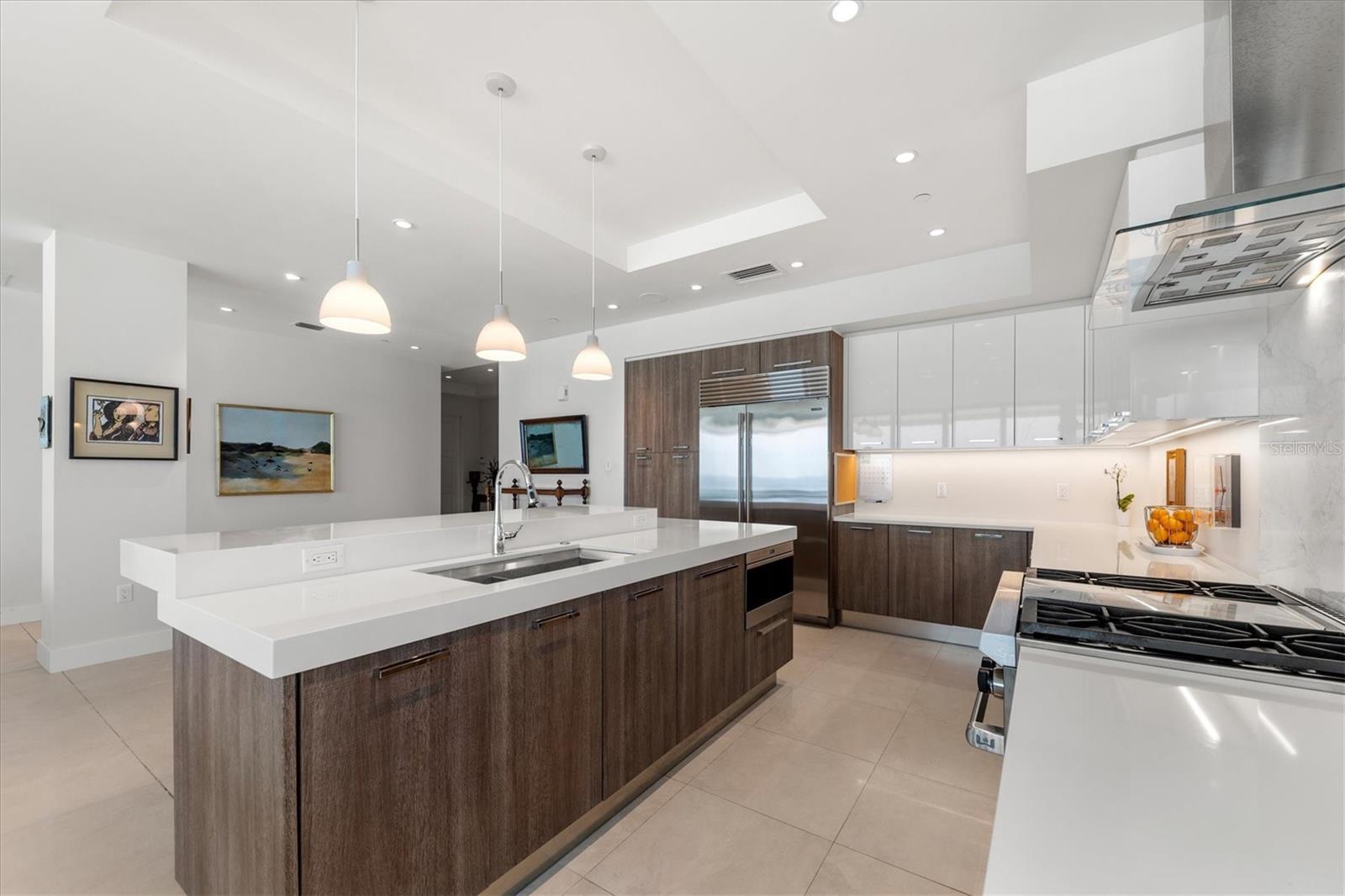 INFINITY ON LONGBOAT KEY - Residential