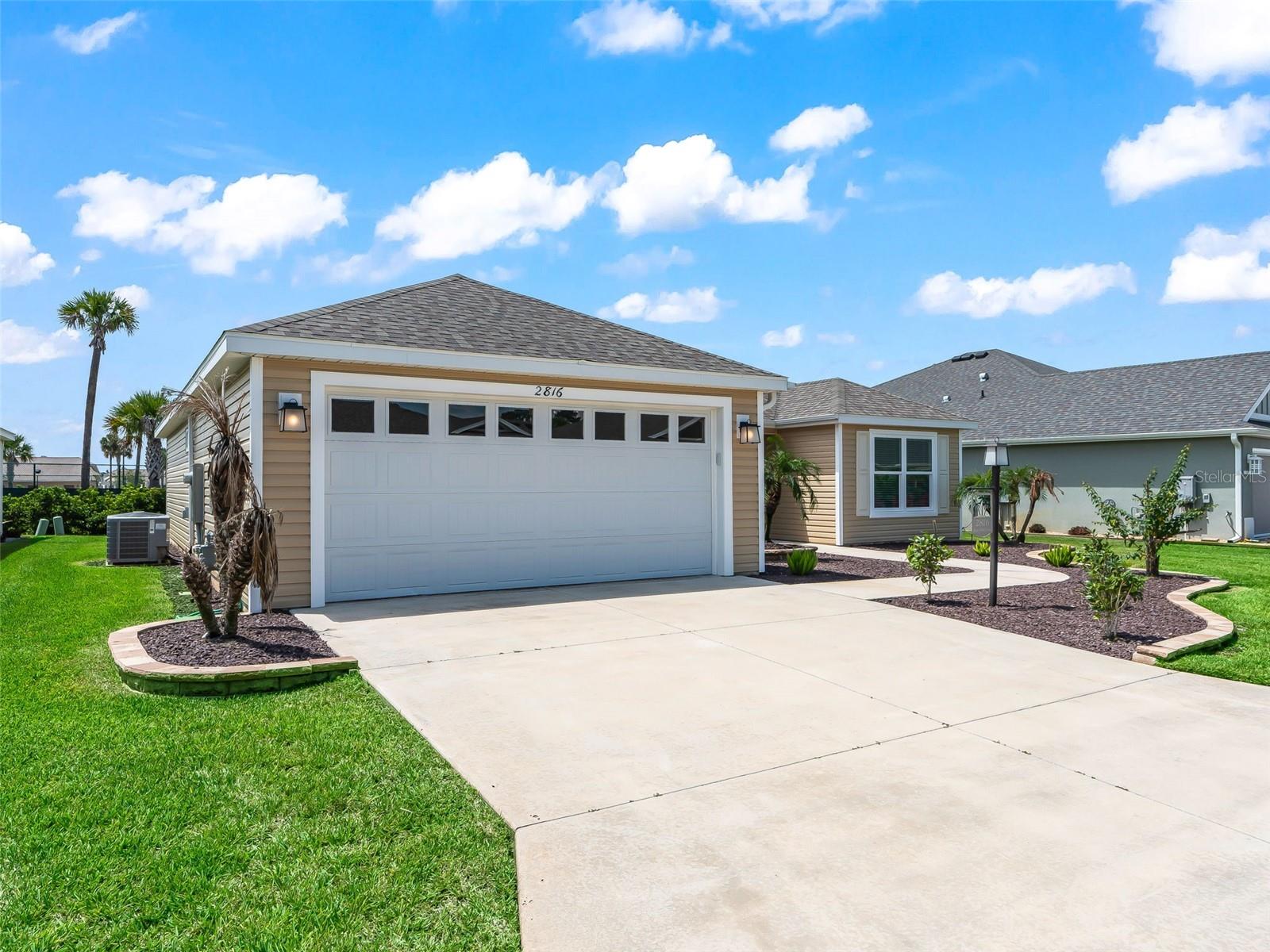 2816 NAVY HILL CIRCLE