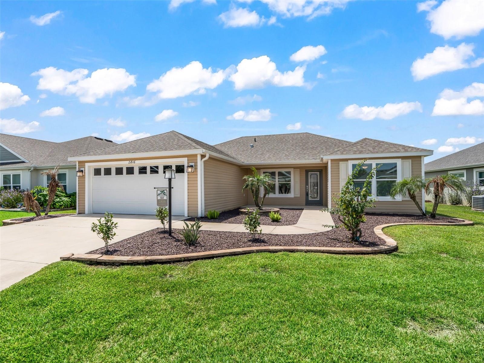 2816 NAVY HILL CIRCLE