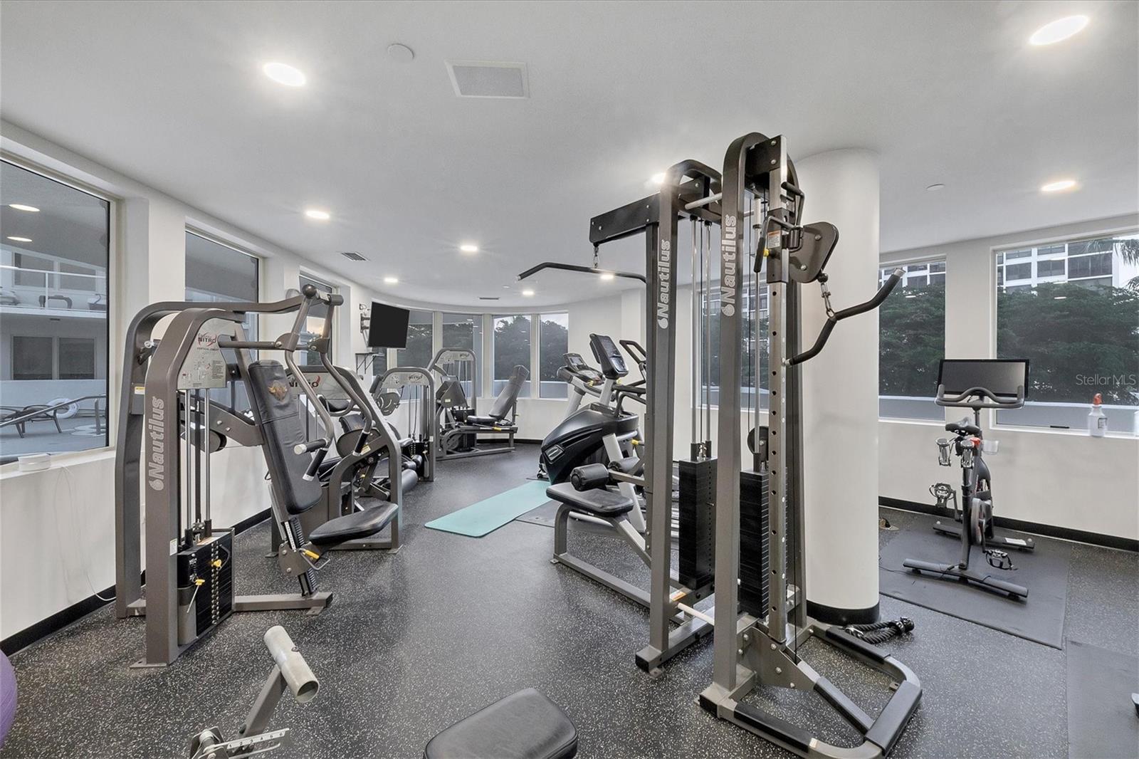 VISTA BAY POINT - Residential