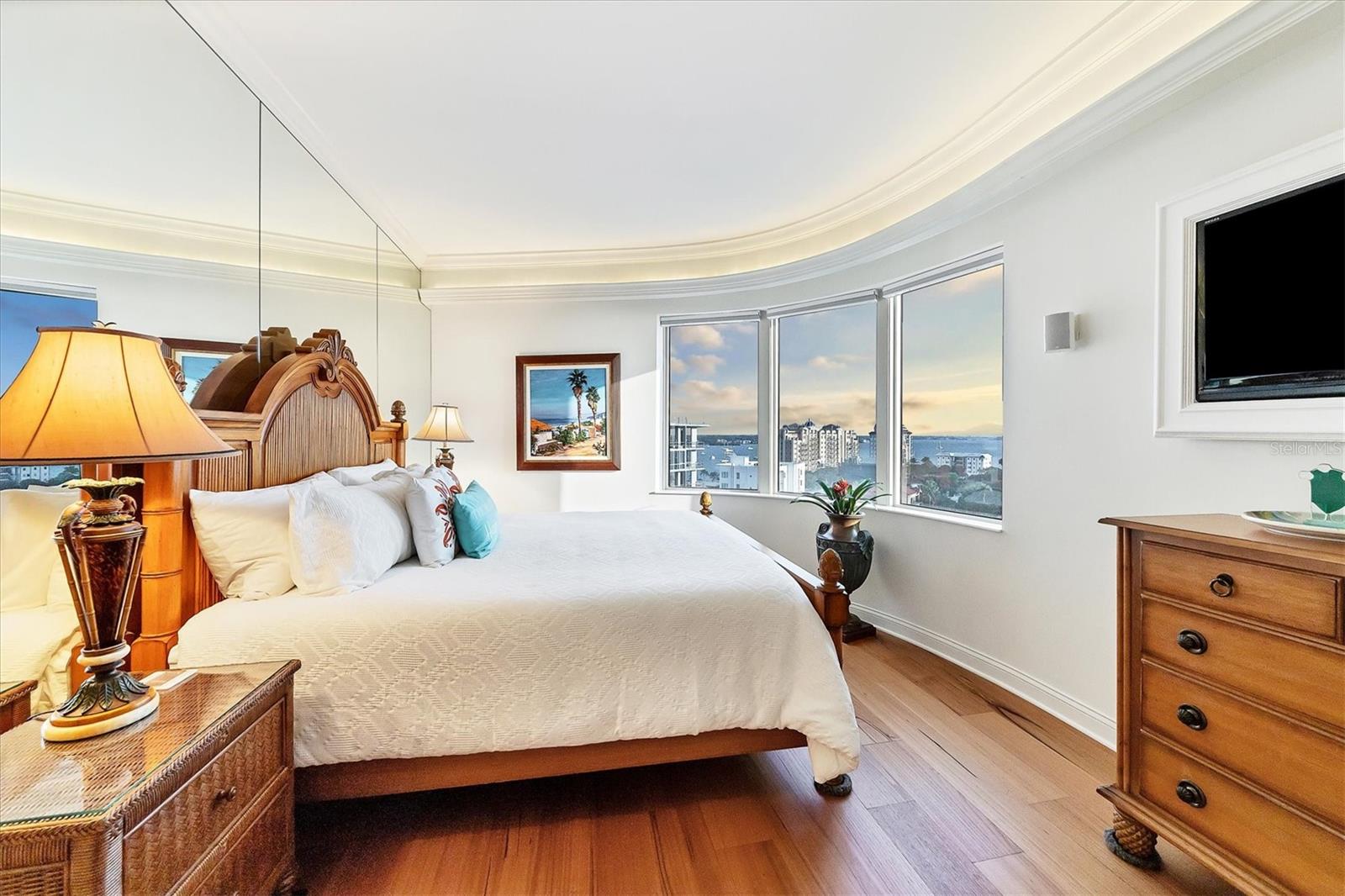 VISTA BAY POINT - Residential