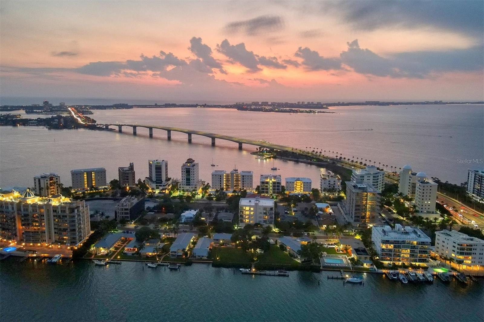 VISTA BAY POINT - Residential