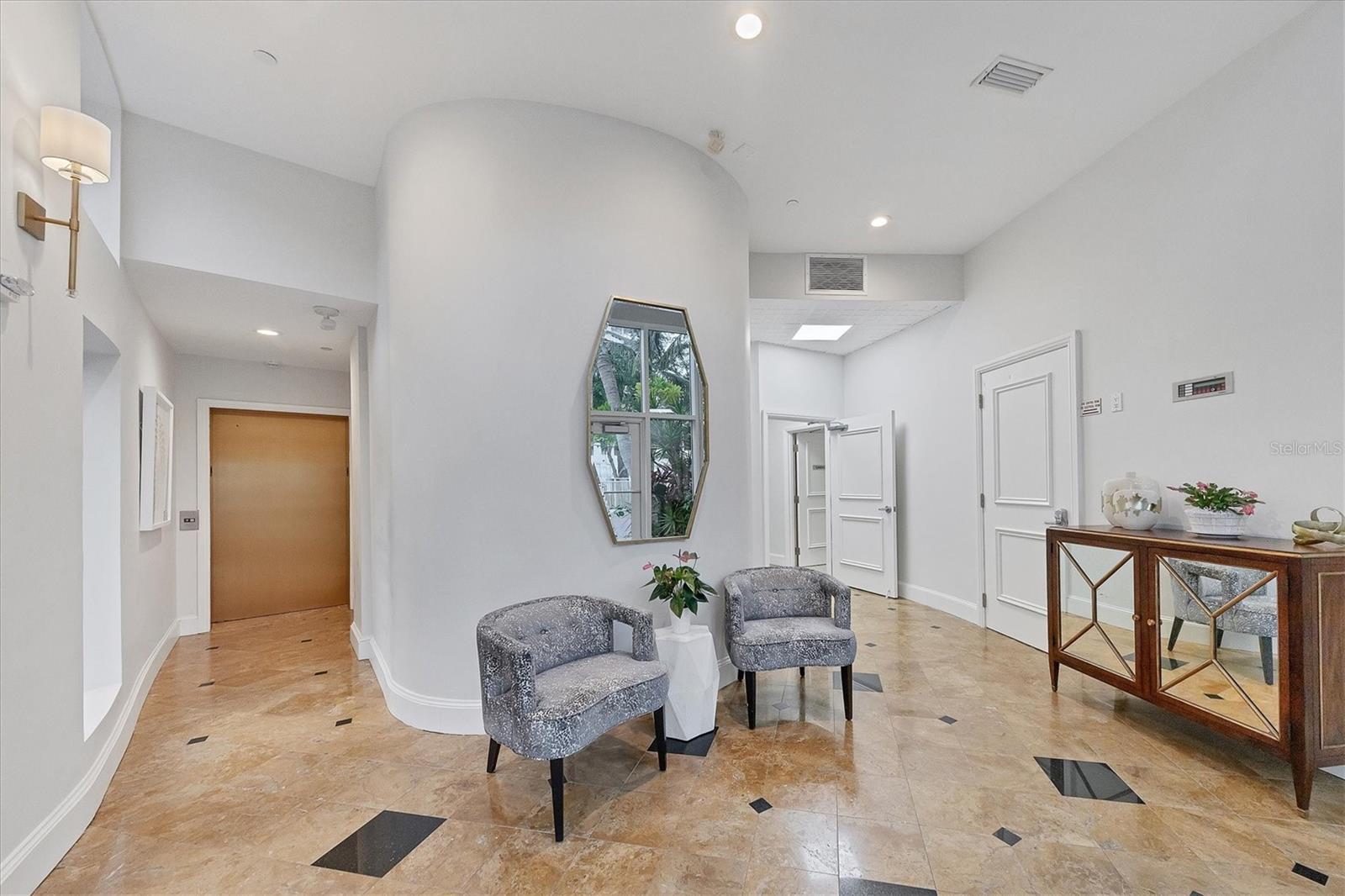 VISTA BAY POINT - Residential