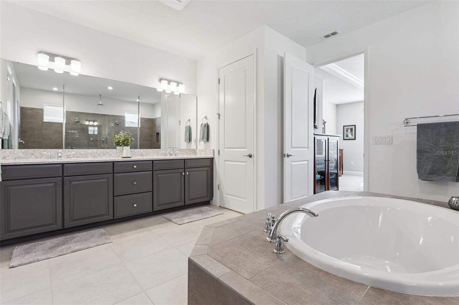 HIGHLAND RANCH/CANYONS PH 6 - Residential