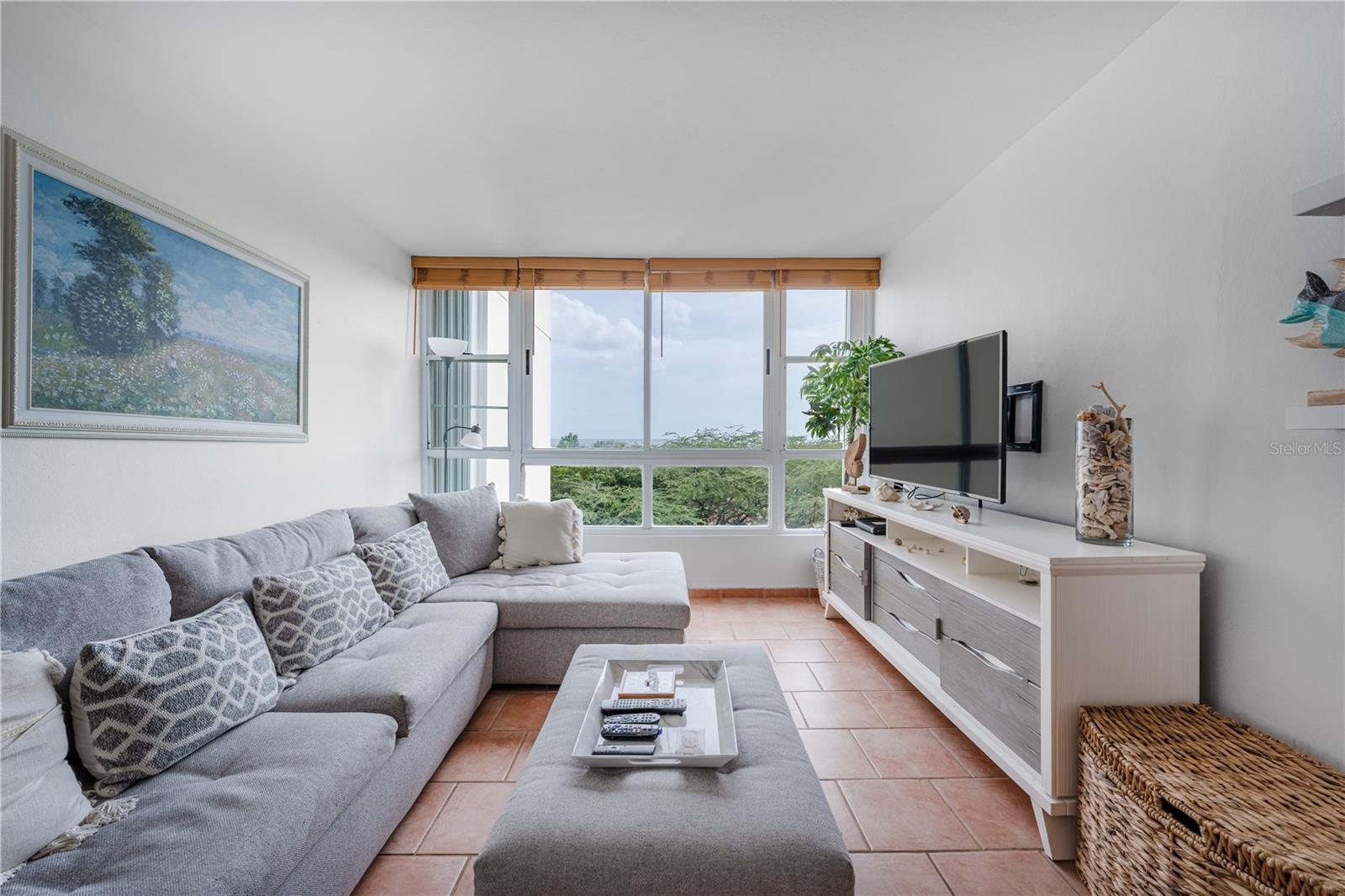 SR-3301 km 2.8 interior VISTAMAR EL COMBATE CONDOMINIUM BEACH 410 C
