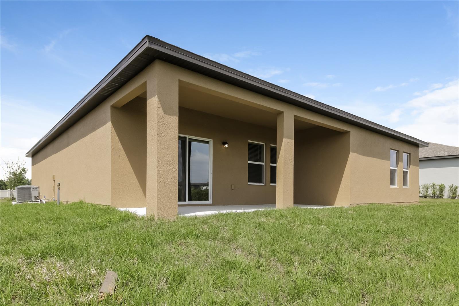 HIDDEN LAKE PRESERVE - Residential Lease