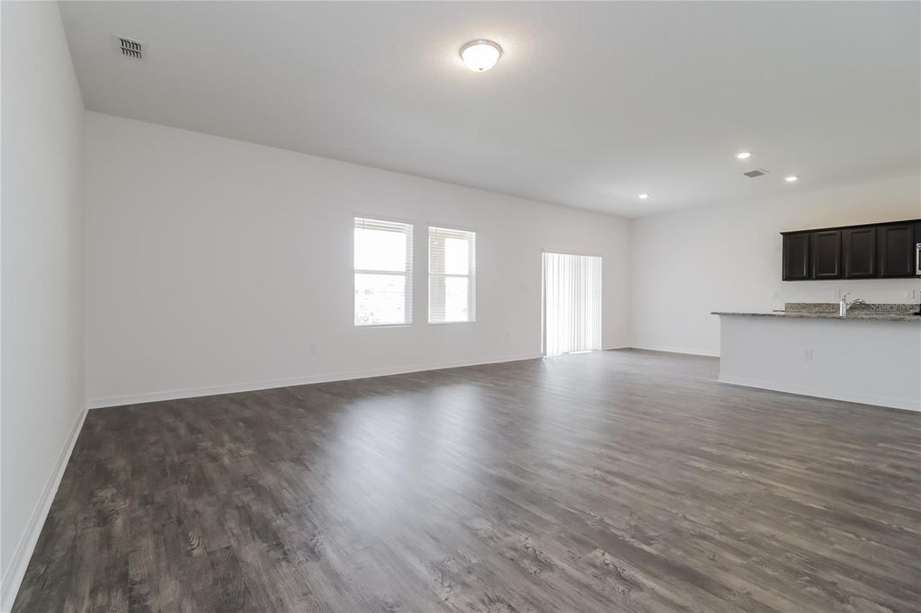 Photo of 101 Hidden Lake Loop, Haines City, FL 33844 (MLS # O6360306)