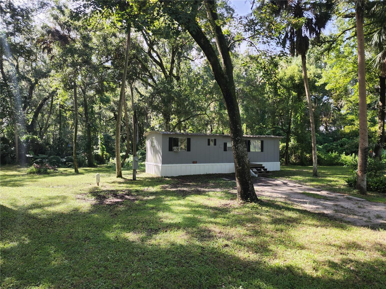 2855 TOM BREWER LANE