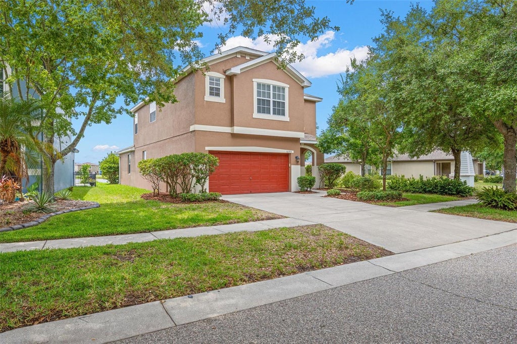 Photo of 10284 Newminster Loop, Ruskin, FL 33573 (MLS # TB8516942)