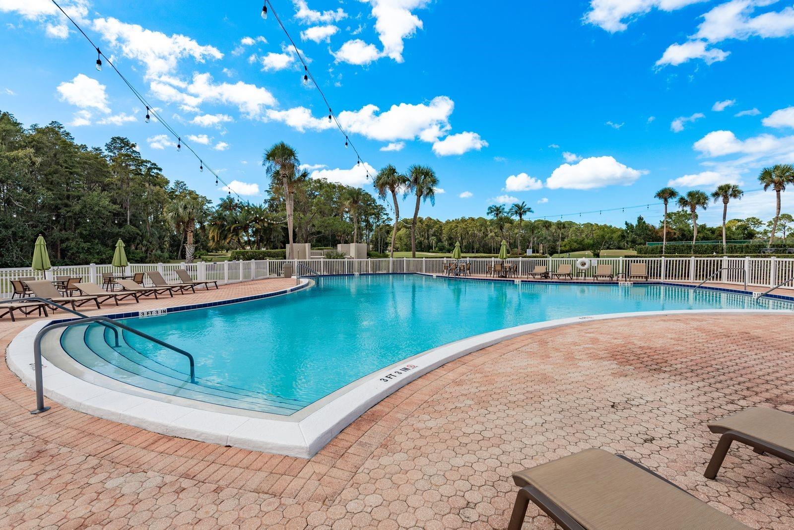 GOLF VIEW VILLAS CONDO 1 - Residential