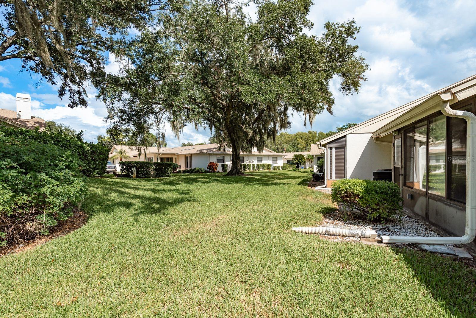 GOLF VIEW VILLAS CONDO 1 - Residential