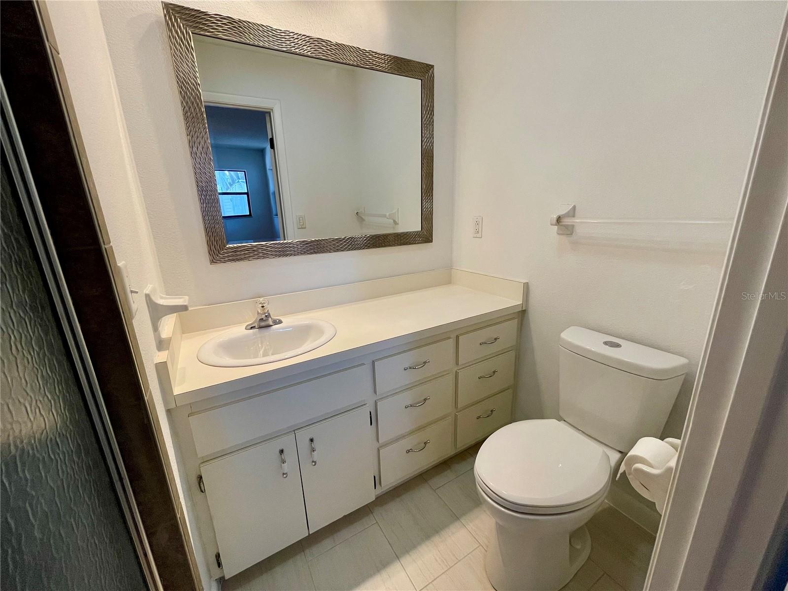 DICKSON SHORES - Residential