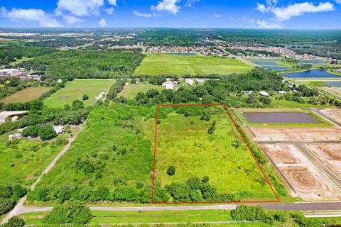 1142 12TH STREET SE RUSKIN FL 33570