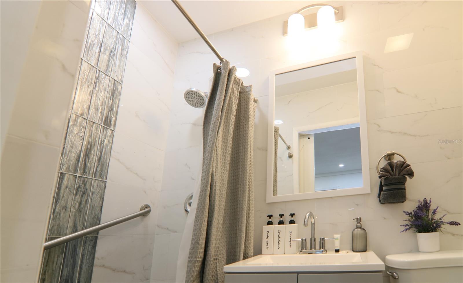 SOUTHERN DUNES ESTATES ADD - Residential Lease