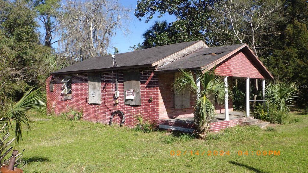 Photo of 12421 N Handy Terrace, Dunnellon, FL 34433 (MLS # OM714934)