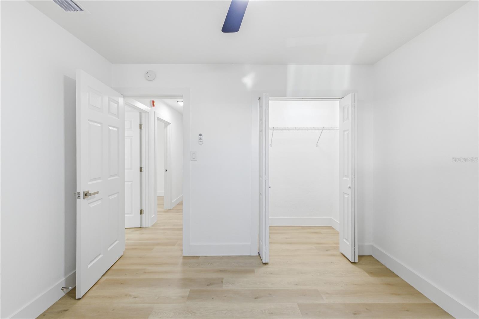 LINCOLN GARDENS - Residential