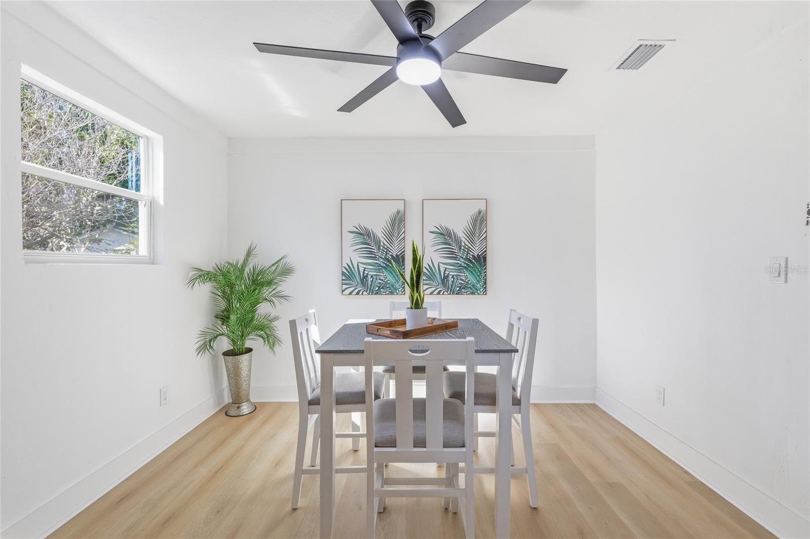 LINCOLN GARDENS - Residential