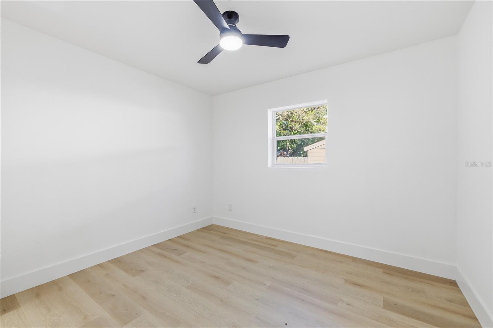 LINCOLN GARDENS - Residential