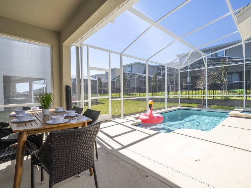 FOX NORTH - Residential Lease